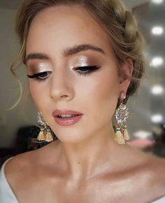 Make Up Sposa, Beautiful Wedding Makeup, Makeup Bridesmaid, Mekap Mata, Wedding Eye Makeup, Wedding Makeup For Brown Eyes, Bridesmaid Hair Makeup