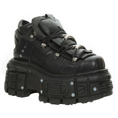 Stile Punk Rock, Space Shoes, Leather Goth, Goth Platforms, New Rock Boots, Rock Boots, Gothic Boots, Mode Punk, Dr Shoes