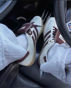 #adidas #adidasshoeswomen #red #burgundy #winter Sneaker Aesthetic, Fall Winter Shoes, Cozy Shoes, Blue Inspiration, Adidas Shoes Women, Wales Bonner, Sneakers Adidas, Hype Shoes, Shoe Inspiration