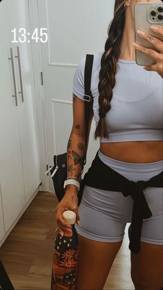 Pilates Outfit, Estilo Fitness, Gym Photos, Fits Aesthetic, Body Outfit, Gym Fits, Workout Fits, Fitness Inspiration Body, Girl Fits