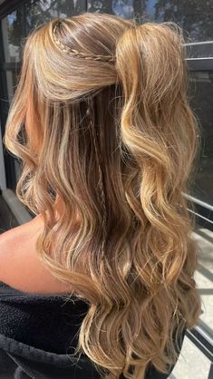 Wedding Hair Inspo Bridesmaid, Updo Hairstyles For Birthday, Curled Hairstyles For Wedding Bridesmaid, Hairstyle For Bday, Long Hair Wedding Styles Bridesmaid, Updo Hairstyles For Homecoming, Holiday Hairstyles For Long Hair, Long Hair Curled Hairstyles, Cute Bridesmaid Hairstyles