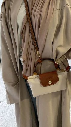 Hijab Fashion Summer, Longchamp Bag, Muslim Fashion Hijab Outfits, Uni Outfits