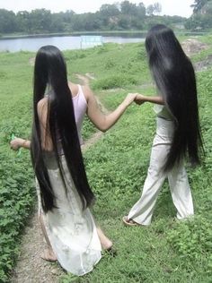 Woman With Long Hair, Dream Hair, Moon Child, Hair Inspo, Tumblr Blog, Long Hair, Long Hair Styles, Tumblr