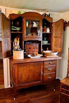 an old fashioned wooden cabinet is shown with the words, what's your favorite cabinet? yay or nay?