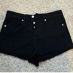 Great Condition, Never Worn Casual Black Jean Shorts For Day Out, Trendy Black High-waisted Shorts, Trendy Black Shorts For Day Out, Black Mid-rise Shorts For Day Out, Black Cutoff Bottoms For Day Out, High Rise Black Bottoms For Day Out, Black Jean Shorts For Spring Day Out, Black High-waisted Shorts For Day Out, Black Cotton Jean Shorts For Day Out