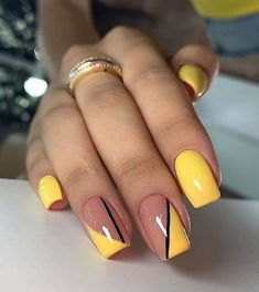 Nail Colors For Pale Skin, Summer Nails Colors Designs, Sunflower Nails, Nails Wedding, Black Nail, White Nail, Colorful Nail Designs