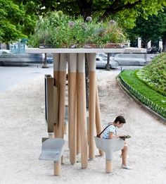 20 фото из городов, в которых делают все для удобства жителей - ЯПлакалъ Mathieu Lehanneur, Bus Stop Design, Henning Larsen, Public Space Design, Public Seating, Renzo Piano, Urban Furniture, Urban Architecture, Green City