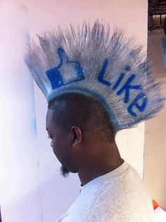 Facebook hairstyle Funny Haircuts, Crazy Haircuts, Weird Haircuts, Crazy Hairstyles, Facebook Style, Mohawks, Epic Fails Funny, Funny Fashion