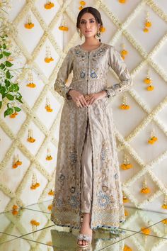 Sibel | Pakistani Designer Outfit | Sarosh Salman Best Embroidery Designs, Marriage Clothes, Maharani Designer Boutique, Net Gowns, Pakistan Dress, Desi Dress, Floral Lehenga, Embroidery Motif, Designer Punjabi Suits