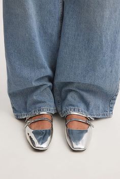 Multi Strap Ballerinas Silver | NA-KD Silver Pointed Toe Ballet Flats For Spring, Kd Shoes, Low Waist Jeans, Ballerina Shoes, Summer Wedding Dress, Sleepwear Sets, Wedding Guest Dress Summer, Jeans Rock, Ballerina Flats