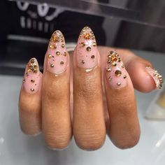 Sparkly Nail Polish, Birthday Behavior, Dark Ombre, Ombré Nails, Nail Looks, Pink Ombre Nails, Gold Glitter Nails, Ombre Nails Glitter, Blue Tips