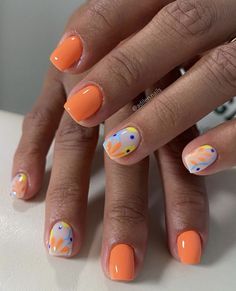 Nail Ideas Shellac, Short Summer Nail Designs 2024, Trendy Summer Nails 2024, Short Summer Nail Ideas 2024, June Nails Ideas 2024, Spring Nails Easy, Citrus Nails, Eye Shadow Nails, Summer Gel Nails