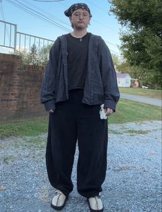 Urban Exploration Outfit, Masc Baggy Outfits, Sloppy Outfits, Masc Witchy Outfits, Transmasc Style