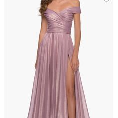 Reposhing This Item I Purchased Used For A Very Special Event . Loved It, But Ready To Rotate For Something New. Questions? Leave A Comment Below! Prom Two Piece, Cutout Gown, Strapless Prom Dress, Gold Gown, Column Gown, Strapless Gown, Satin Gown, Chiffon Gown, Evening Gowns Formal