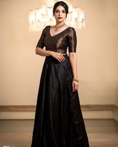 Lehenga For Stitching, Black Onam Outfit, Kerala Skirt And Top Designs Black, Black Skirt Outfit Traditional, Black Skirt And Top Traditional, Pavada And Top Model, Black Pattupavada For Women, Set Pavada And Blouse For Women