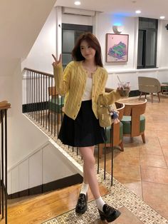 Spring Outfits Korea Korean Style Casual, Cardigan Loafer Outfit, Light Pink Pleated Skirt Outfit, Korea Skirt Outfit, Seville Spain Outfits Winter, Loafers Korean Outfit, Cardigan Outfits Summer, Spring Korean Outfit, Korea Spring Fashion