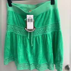 New With Tags, Juicy Couture Green Terry Cloth Skirt. Size Small. Y2k Vintage Juicy Skirt New With Tags. Size Xs Also Available. Y2k Style Mini Skirt In Green, Green Mini Skirt Y2k Style, Y2k Green Mini Skirt, Green Y2k Style Skirt, Y2k Green Skirt, Green Y2k Summer Skirt, Green Y2k Style Summer Skirt, Y2k Style Tiered Skirt For Summer, Y2k Green Mini Skirt For Summer