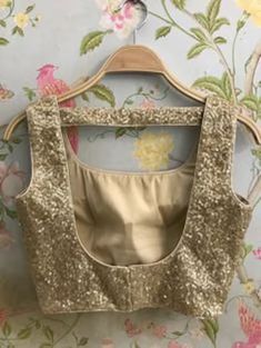 Readymade Saree Blouse for Women Party Wear Blouses Fancy - Etsy Bosnia and Herzegovina Fancy Saree Blouse, Sari Blouse Styles, Lehenga Bollywood, Choli Blouse Design, Sleeveless Blouse Designs, Blouse Designs Catalogue, Sari Design, Choli Blouse, Saree Blouse Neck Designs