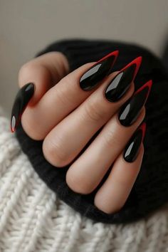 Fun Halloween Nails, Witchy Nails, Gothic Nails, Goth Nails, Easy Nails, Red Nail, Diy Nail Art, Nailed It