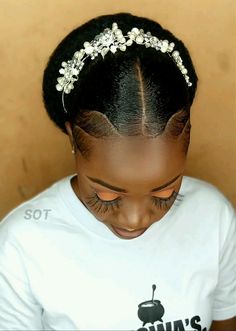 Afro Hair Bridal Hairstyles, Simple Bridal Hair Styles, Bridal Hair Gel Styles, Bridal Pony Hairstyles, Bridal Hair Styles For Natural Hair, Pony Styles For Natural Hair, Pony For Wedding, African Bridal Hairstyles Natural Hair Brides, Pony Hairstyles For Wedding