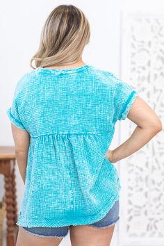 Product Details Colors: Teal Print: Washed Neckline: V-Neck Sleeve: Short Sleeves Hemline: Straight Brand: Zenana Material and Care 100% Cotton Hand Wash Cold Hang/Line Dry Size and Fit Small/Medium: Bust 44" Waist 46" Front Length 24.5" Back Length 27" Large/X-Large: Bust 46" Waist 48" Front Length 25.5" Back Length 28" Photo model is 5'7 and wearing a size small/medium Video model is 5’7 and wearing size small/medium Farmers Tan, Photo Model, Outerwear Outfit, Swimsuit Shops, Woven Top, Large Bust, Long Sleeve Cardigan, Long Cardigan, Long Sleeve Maxi Dress