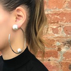 Materials: Rhodium plated brass, 12mm Swarovski faux pearl, 16mm faux pearl back Length: 3"/ 7.6cm Made In NYC HD27-02 Rose Lily, Brass Hoops, Back Jewelry, Large Hoop Earrings, Feminine Design, Fall Floral, Lifestyle Shop, Free Jewelry, Made In