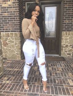 ♡ ; Pinterest : @ XOkikiiii Baddie Goals, Vegas Outfits, Weekend Outfits, Mode Inspo, Brown Sweater, Looks Style, Baddie Outfits, Night Outfits