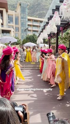 YSDC Wedding Choreography’s Instagram profile post: “#GroomEntry | BARAATIS 😍😍🔥🔥 NOW THATS HOW you surprise the bride and her family with this banging entry!⚡️#ysdcpersonalisedentries for the…” Wedding Choreography, Bride Entry, Wedding Dance Songs, Indian Wedding Photos, Dance Video, Meal Recipes, Wedding Dance, Style Tips, Dance Videos