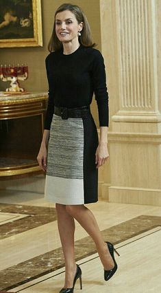 Royals Fashion, Elegant Work Outfits, Estilo Real, Letizia Of Spain, Queen Letizia, Work Outfits Women, Professional Outfits, Royal Fashion, Work Attire