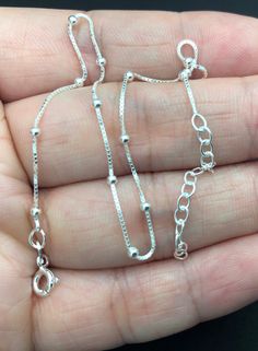 This is a great Anklet for everyday wear as well as special occasions! Come in a gift box ready as a gift or keep. Anklet Size available: - 21¼ cm extendable to25 cm ---> 8.37 inches extendable to 9.84 inches - 22½ cm extendable to 25 cm ---> 8.86 inches extendable to 9.84 inches - 23¾ cm extendable to 26¼ cm ---> 9.35 inches extendable to 10.33 inches - 25 cm extendable to 27½ cm ---> 9.84 inches extendable to 10.82 inches Trendy Bracelet, Silver Anklet, Trendy Bracelets, Sterling Silver Anklet, Silver Anklets, Inspirational Celebrities, Bracelet Silver, Infinity Bracelet, Anklets