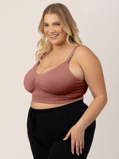 Classic, award-winning comfort. The Simply Sublime® Bra is the ideal everyday nursing bra, providing the full coverage and support that pregnant and breastfeeding moms love - with a smoothing silhouette that pairs perfectly with any outfit.  Nursing clips for convenient feeding and skin-to-skin Soft, stretchy fabric accommodates wearable pumps 
 Supportive wireless construction  Hook-and-eye back closure, adjustable straps, removable padding Kindred Bravely, Nursing Sports Bra, Delivery Gown, Bra Extender, Comfy Bra, Bamboo Pajamas, Skin To Skin, Pajama Dress, Nursing Mom