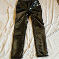 High Rise Vinyl Pants. Chic Fitted Shiny Black Bottoms, Chic Shiny Black Bottoms, Pvc Pants, Patent Leather Pants, Vinyl Pants, Army Green Pants, Bone Pants, Houndstooth Pants, Shiny Clothes