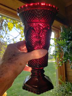 This lovely 8 inch Cape Cod vase made by Avon is in perfect condition.  It has about 4.25 opening.  See our other Avon pieces to add to your collection. Antique Red Vase, Retro Glassware, Avon Collectibles, Avon Perfume, Red Cape, Vintage Green Glass, Mini Bowls, White Bowls, Floral Vase