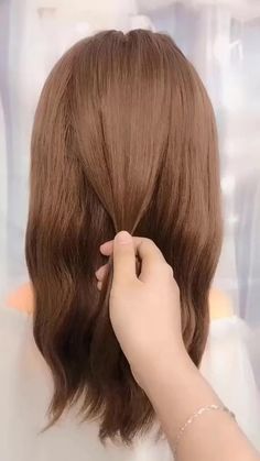 Access all the Hairstyles: - Hairstyles for wedding guests - Beautiful hairstyles for school - Easy Hair Style for Long Hair - Party Hairstyles - Hairstyles tutorials for girls - Hairstyles tutorials compilation - Hairstyles for short hair - Beautiful Kids Hairstyles - Cute Little Girl's Hairstyle Tutorial - Hair Style for Long Hair videos In today's video you will find #LongHair #EasyHair #hairstyle #easyhairstyles #hairtutorial Tutorial Hair, Hair Upstyles, Long Hair Video, Hair Braid Videos, Wedding Guest Hairstyles, Peinados Fáciles Para Cabello Corto, Hair Back, Penteado Cabelo Curto, Easy Hairstyles For Long Hair