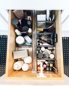 Small items can make drawers look cluttered, but dividers help you categorize easily to make your morning makeup routine effortless 😍 Shop with the link in our bio! Make Drawers, Morning Makeup Routine, Morning Makeup, Organizing Bins