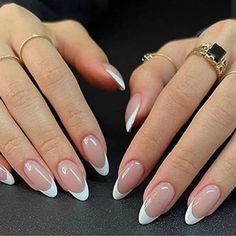 24 Pièces Faux Ongles Français Court Amande Ballerine Couverture Complète Acrylique Capsules Ongles Ovale Naturel Ongles à Coller pour Femmes et Filles 12 Tailles (Nude Blanc) Russian Manicure Neutral, Pink Stiletto Nails, White Tip Nails, Kutek Disney, 2024 Prom, Nagel Tips, Colorful Nails, Manicure Tips, French Tip Acrylic Nails