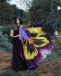 Convertible Skirt, Piskel Art, Pansies Flowers, Couture Mode, Mode Casual, Fantasy Costumes, Purple And Yellow, Fantasy Dress, Pretty Dress