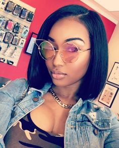 follow me @cushite See this Instagram photo by @karinjinsui • 14.3k likes Quickweave Middle Part, Bob Quickweave, Karin Jinsui, Human Hair Wigs Blonde, Pelo Afro, Middle Part, Straight Human Hair, Wigs For Black Women