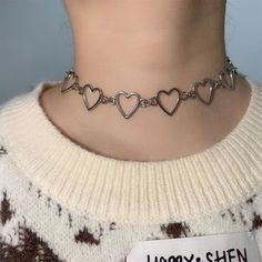 New Hollow Korean Sweet Love Heart Chokers Women's Heart Necklace Statement Girlfriend Gift Sexy Kalung Choker, Womens Cosplay, Heart Choker Necklace, Heart Choker, Sweet Love, Neck Chain, Trendy Necklaces, Gift Cute, Beaded Choker Necklace