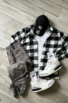 Winter Drip, Drip Outfit Men, Hype Clothing, Flannel Outfits, Dope Fits, Mens Attire, Fall Outfits Men, Street Fashion Men Streetwear, Street Style Outfits Men