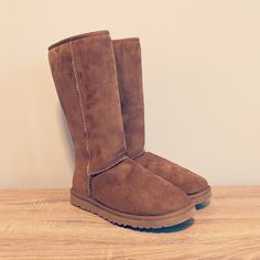 Ugg Classic Tall Boot. Chestnut. Like New Condition With Original Box. Women's Size 8. Purchased In 2018. Ugg Classic Tall, Ugg Shoes, Womens Uggs, Tall Boots, Chestnut, Like New, Womens Sizes, Women Shoes, Boots