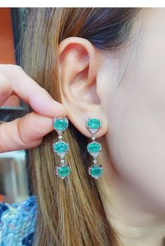 Emerald Earrings 1stdibs, Italian Jewelry Designers, Earring Video, 18k Gold Earrings, Contemporary Chandelier, Zambian Emerald, Italian Jewelry, Emerald Stone, Stunning Earrings