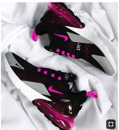 SNEAKERS Shoes Sneakers Jordans, Tenis Nike, Nike Air Shoes, Cute Sneakers, Fresh Shoes, Nike Air Max For Women, Hype Shoes