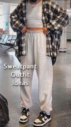 Comfy Black Sweatpants Outfit, How To Dress Sweatpants Outfit, Best Places To Buy Sweatpants, How To Style Flare Sweatpants, Movie Theatre Outfits Comfy, How To Style Jogging Pants, What To Wear With Blue Sweatpants, Grey Sweatpants Outfit Spring, What To Wear With Sweatpants To School