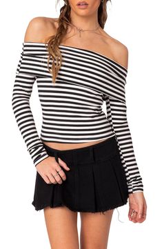 Allover stripes enliven this close-fitting top designed in a cropped, shoulder-baring silhouette with a folded neckline. Off-the-shoulder neck Long sleeves 95% cotton, 5% spandex Machine wash, dry flat Imported Fitted Spring Tops With Contrast Stripes, Fitted Tops With Contrast Stripes For Spring, Chic Striped Cropped Top, Chic Striped Cropped Crop Top, Chic Fitted Tops With Contrast Stripes, Chic Fitted Top With Contrast Stripes, Black Top With Contrast Stripes For Spring, Spring Black Top With Contrast Stripes, Fitted Black Top With Contrast Stripes