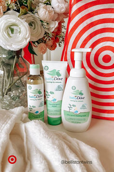 Make your baby’s bath time routine enjoyable with these skin care faves. Help protect their delicate skin with a moisturizing oil, nourishing foaming wash and soothing lotion. The ultra-gentle & fragrance-free formulas are just perfect for Baby’s face, body and hair. Bath Time Routine, Herbal Coffee, Diy Laundry Detergent, Baby Care Products, Eco Friendly Diy, Smoothie Bowl Healthy, Diy Snacks, Diy Bowl, Time Routine