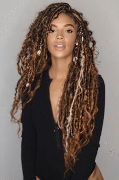 Hairstyles For Faux Locs Crochet, Zendaya Locs, Distressed Faux Locs Styles Goddess, Crotchet Faux Locs Boho, Crochet Boho Locs Black Women, Messy Bohemian Faux Locs, Crochet Dreads Faux Locs, Faux Locs Styles Goddess, Long Faux Locs Styles