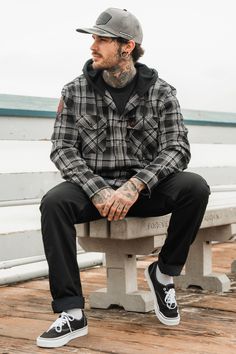 In a pirate’s life, If you’re sailing under the black flag then you know quarter was given for your life after the rummage. It’s means for a pirate to move forward and know there is more sea to sail, more freedom to be sought. Introducing the Black Flag Premium Hooded Flannel.• UNISEX item• Cotton/polyester blend custom flannel• Ultra soft flannels• 55% cotton/45% polyester• Unlined hood• Split-stitch double-needle sewing on all seams• Standard fit Men Nerdy Fashion, Tattooed Men Fashion, Hipster Grunge Outfits Men, Men's Alternative Fashion, Mens Alternative Fashion Casual, Edgy Boy Aesthetic, Street Style Men Summer, Alternative Style Men, Rocker Outfit Men