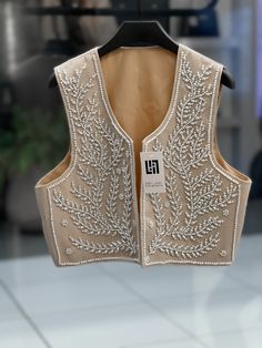 Pattern Vest Outfit, Fashion Illustration Face, Vintage Indian Jewelry, Clothing Store Interior, Fashion Illustration Tutorial, Fashion Design Template, Simple Hand Embroidery Patterns, Embroidered Vest, Simple Kurta Designs