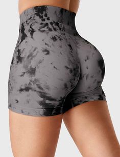 Designed for a flattering fit, the Dazzle Seamless Shorts feature a three-layer waistband and high-elasticity nylon fabric that moves with you during intense workouts. The ruched hip design enhances your silhouette, making these marble-patterned shorts perfect for both yoga and outdoor activities.    Feature    Three tiered waistband   Marbled print   Scrunch butt design   Moisture-wicking, breathable   Butter-soft, skin-friendly   3.6-inch inseam     Fabric     92% Nylon + 8% Spandex     Model Summer Clearance Sale, Summer Clearance, Sport Bra Top, High Intensity Workout, Natural Curves, Training Shorts, V Cuts, Intense Workout, Gym Wear